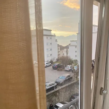 Bright & Fully Furnished Flat In Apartment