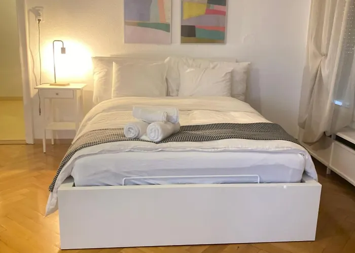 Bright & Fully Furnished Flat In Apartament Lozanna